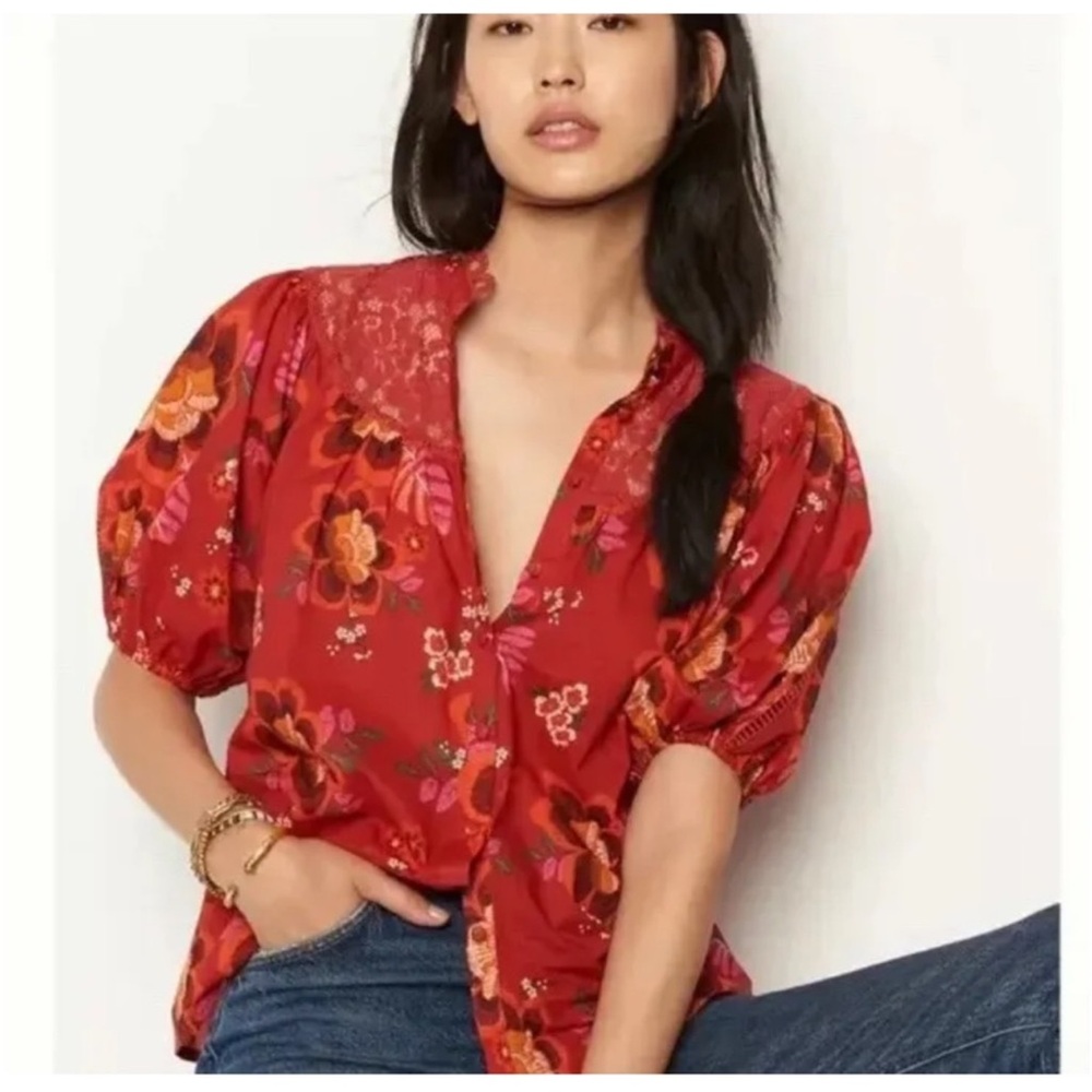 FARM Rio Red Floral Puff-Sleeve Blouse